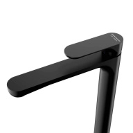 фото Смеситель для раковины OLE однорычажный высокий без донного клапана, матовый черный КЕРАМА МАРАЦЦИ